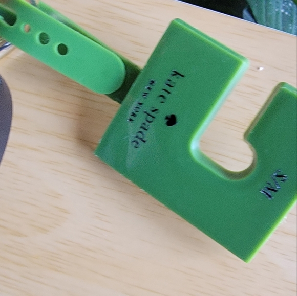 KATE SPADE Elegant Black Bow Fanny pack With Adjustable Belt Closure. - Picture 2 of 9